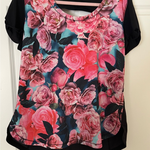 Lululemon Lightened Up Short Sleeve - Picture 4 of 4